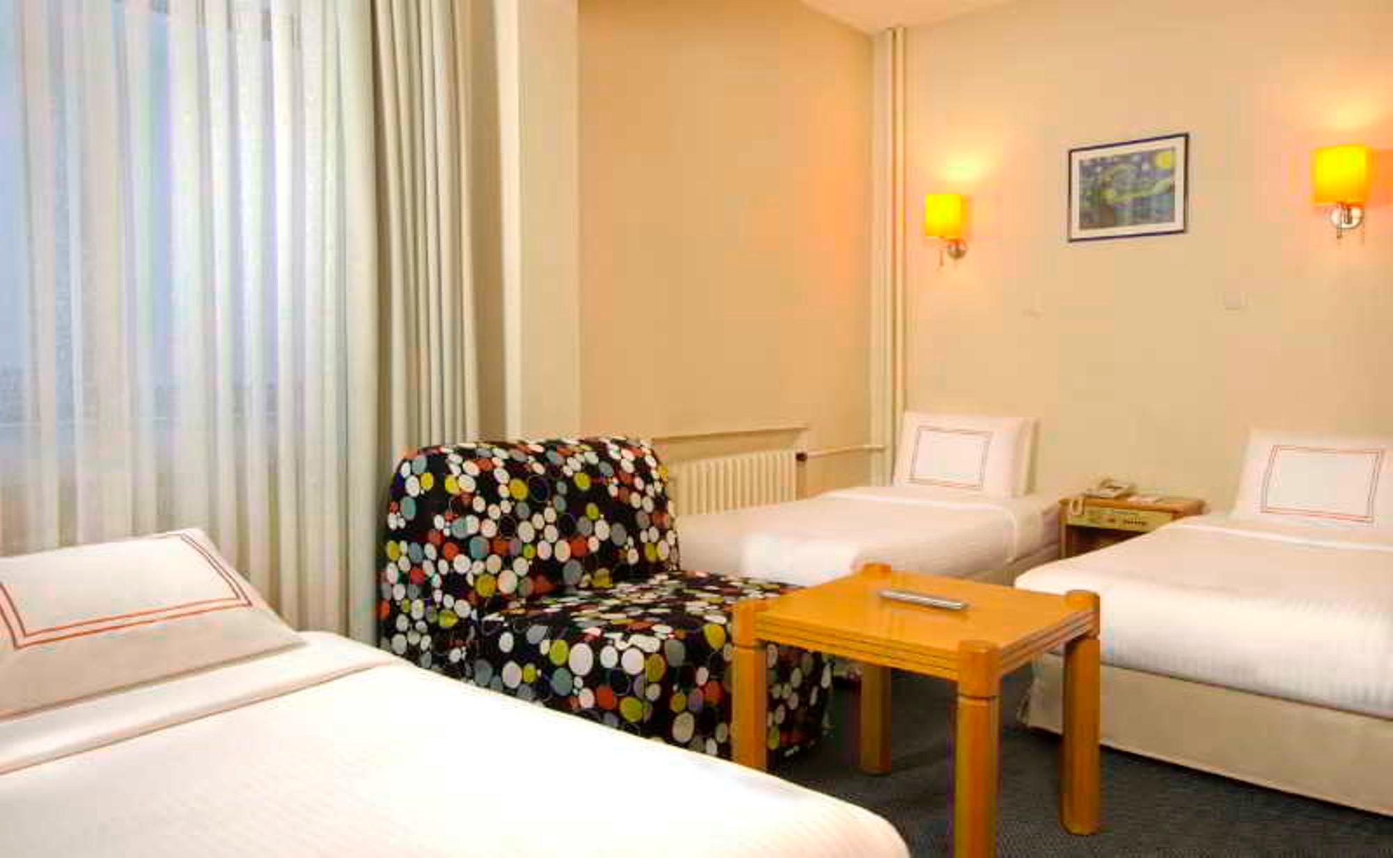 Ilkay Hotel Стамбул Экстерьер фото