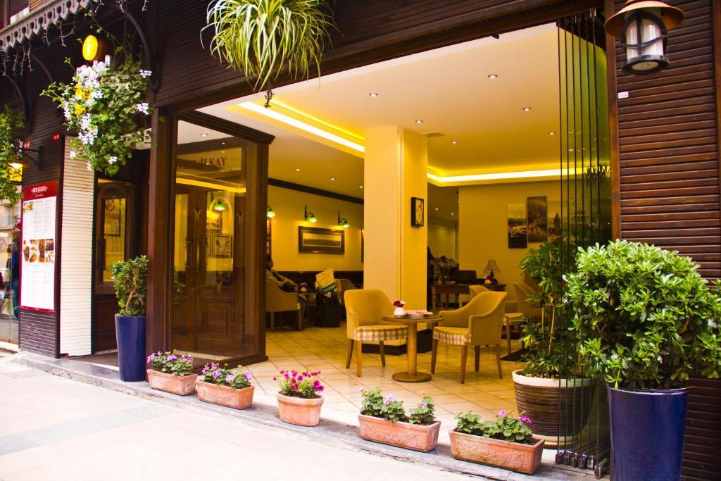 Ilkay Hotel Стамбул Экстерьер фото