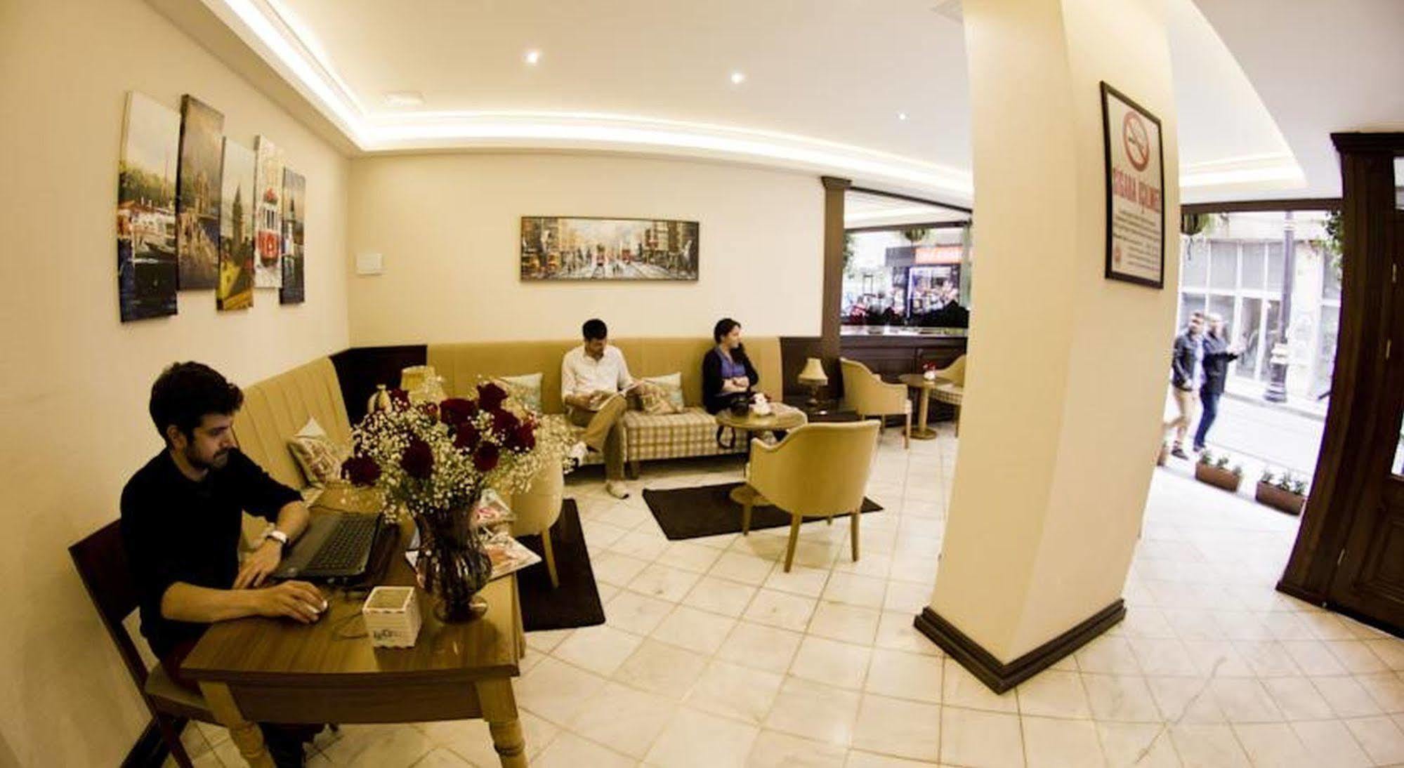 Ilkay Hotel Стамбул Экстерьер фото